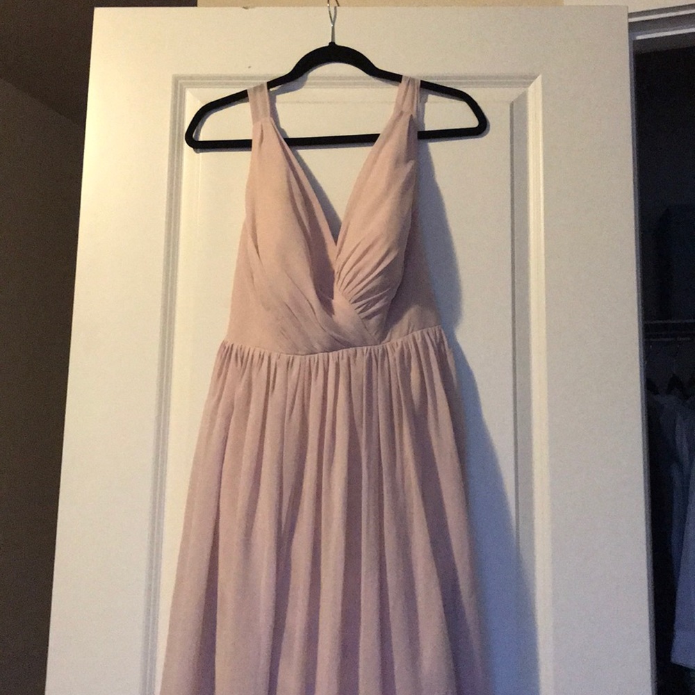 Pink bridesmaid’s dress